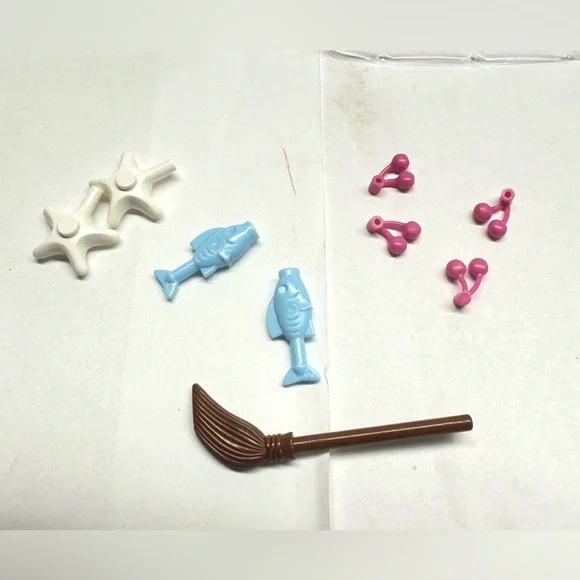 Labobo Bunny Rabbit Figure Set 8pcs Building Blocks Brick Figures Cute BRAND NEW - Picture 5 of 6